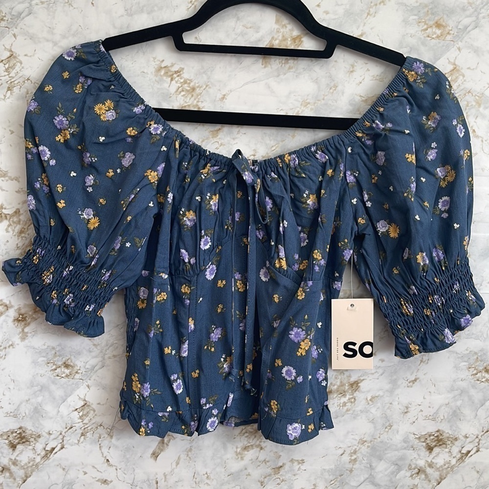 SO Ruffle Crop Top l SIZE XS